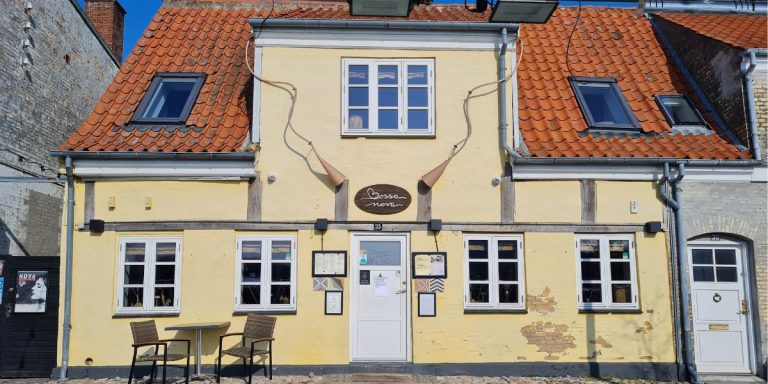 Bossa Nova facade 768x384