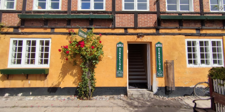 Koege Dyreklnik facade 768x384