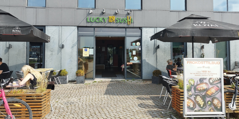Lucky Sushi facade 768x384