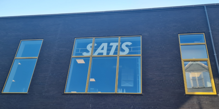 SATS facade 768x384