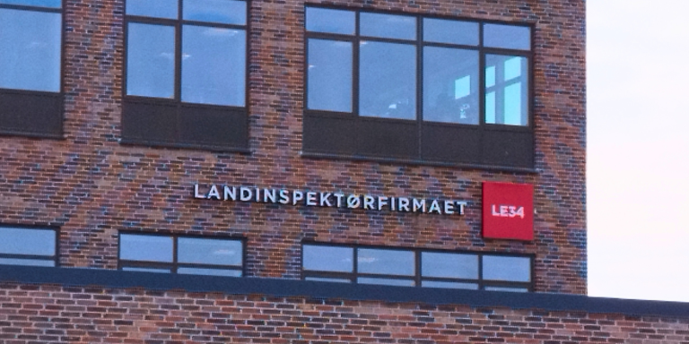 LE34 facade 768x384