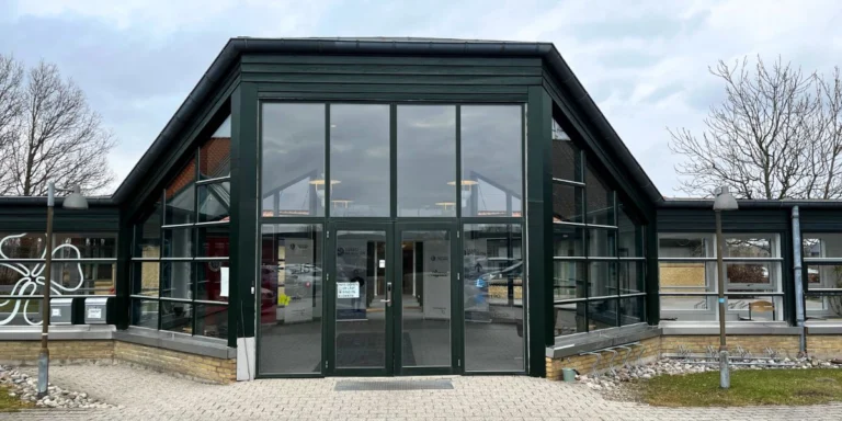 Slebo facade 768x384